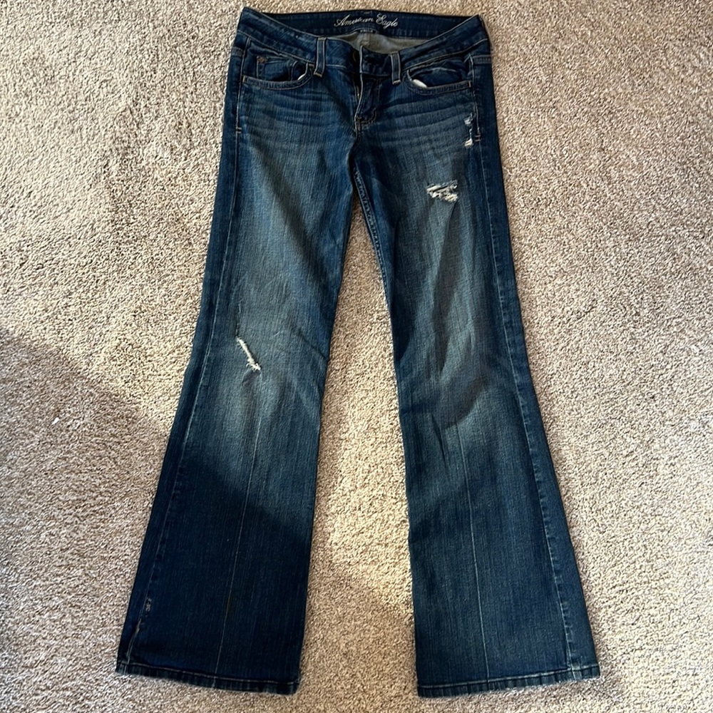 American Eagle Outfitters distressed, boot cut jeans. Size 4